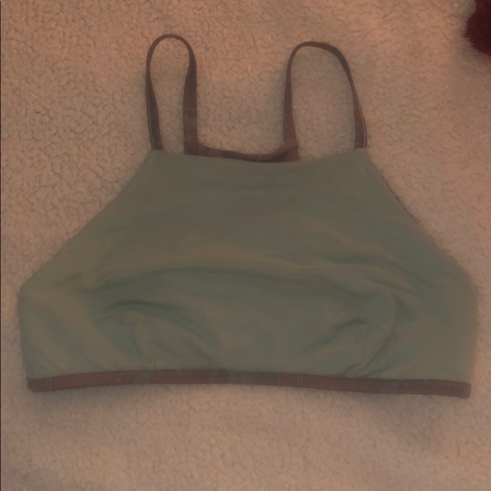 Reversible RVCA top - Picture 3 of 3